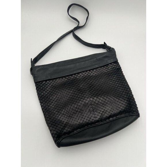 Charles Klein Leathers Black 20" drop Black Shoulder Bag Beautiful Front Detail - Picture 1 of 10
